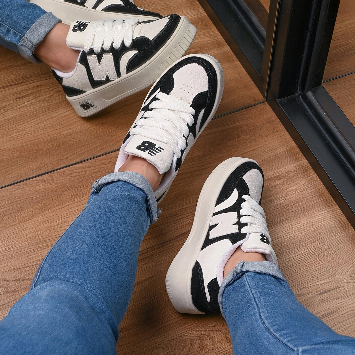 TÊNIS FEMININO NEW BALANCE NOBUCK