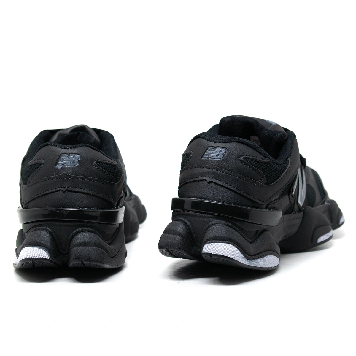 Tênis New Balance 9060 Abzorb