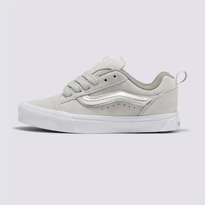 Tênis Vans Knu Skool