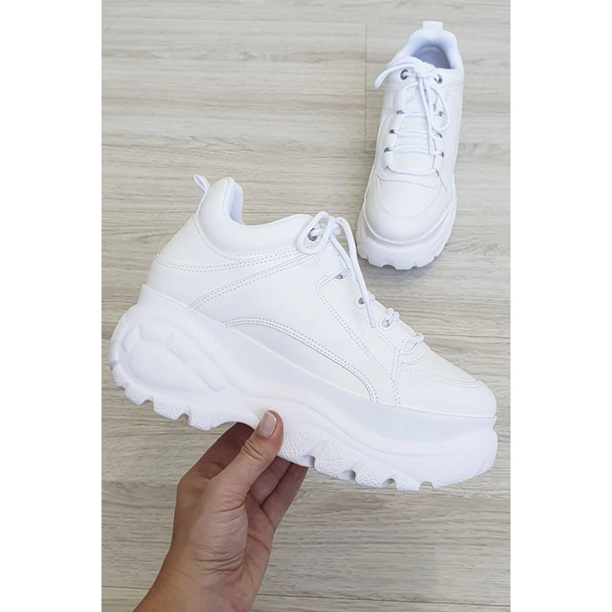 Tênis Plataforma Feminino Bufalo London